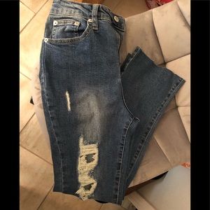 F21 Cropped jeans✨